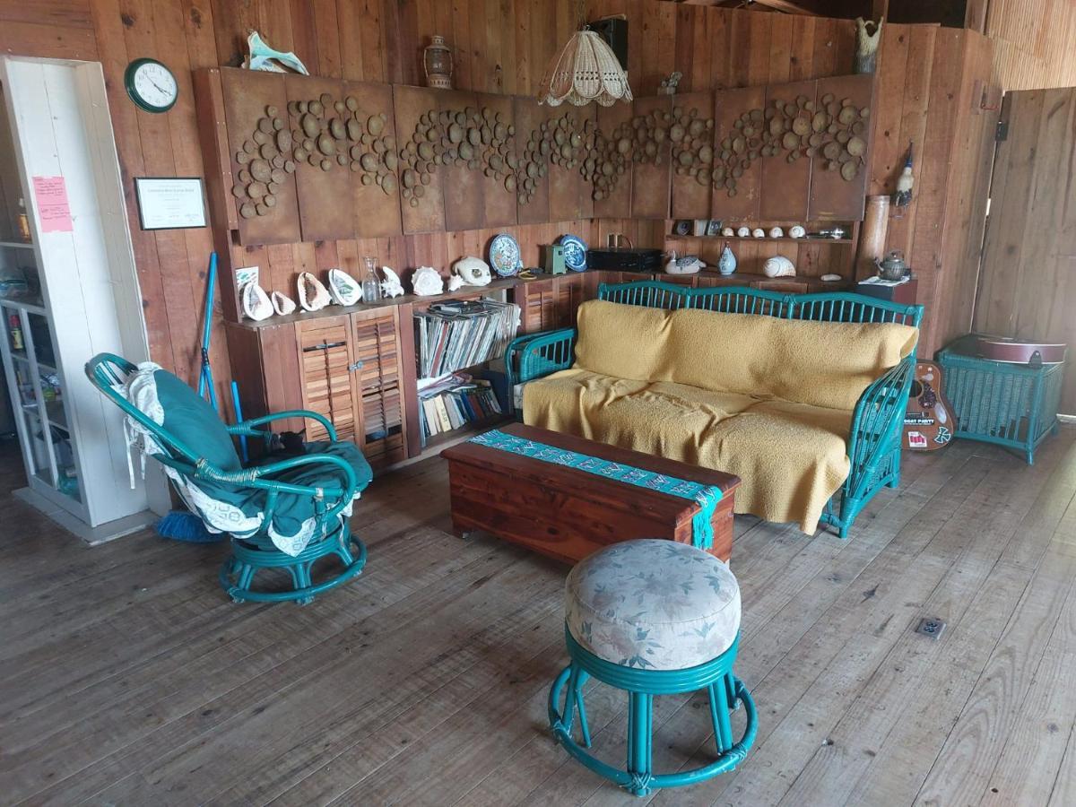 Guanaja Backpackers Hostel Экстерьер фото